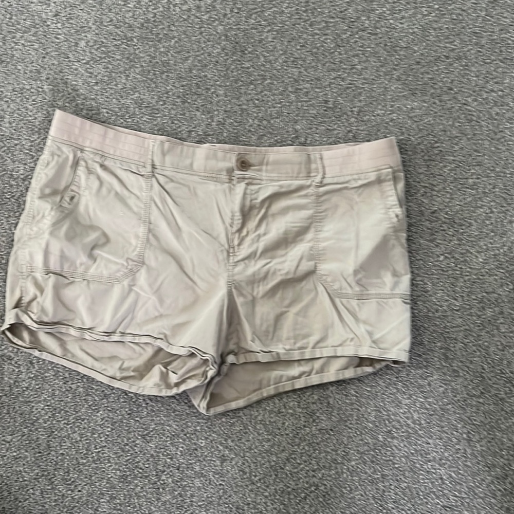Khaki shorts
